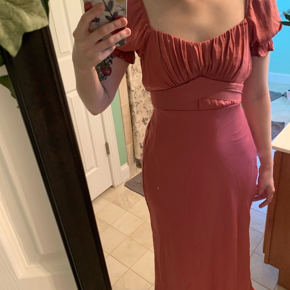 Trixxi Rose colored Silk Dress. NEVER WORN - Picture 4 of 6